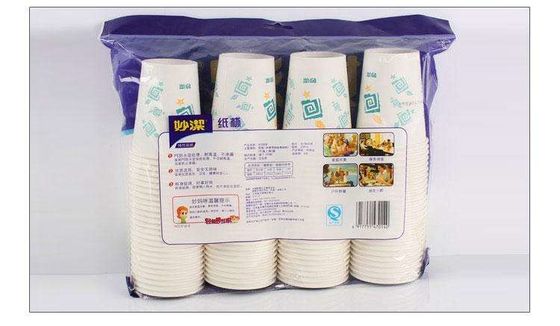 Machine à emballer durable de tasse, machine de tasse de papier environ 700 kilogrammes de poids fournisseur
