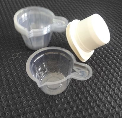 Mini tasse jetable en plastique transparente qui respecte l'environnement de sauce à pp avec la couverture de couvercle fournisseur